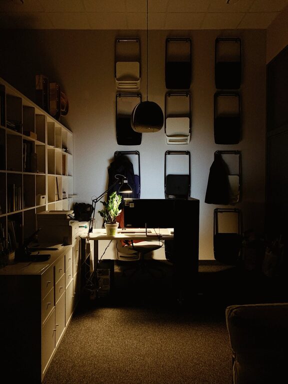 Tips for Creating a Cozy and Functional Home Office Space